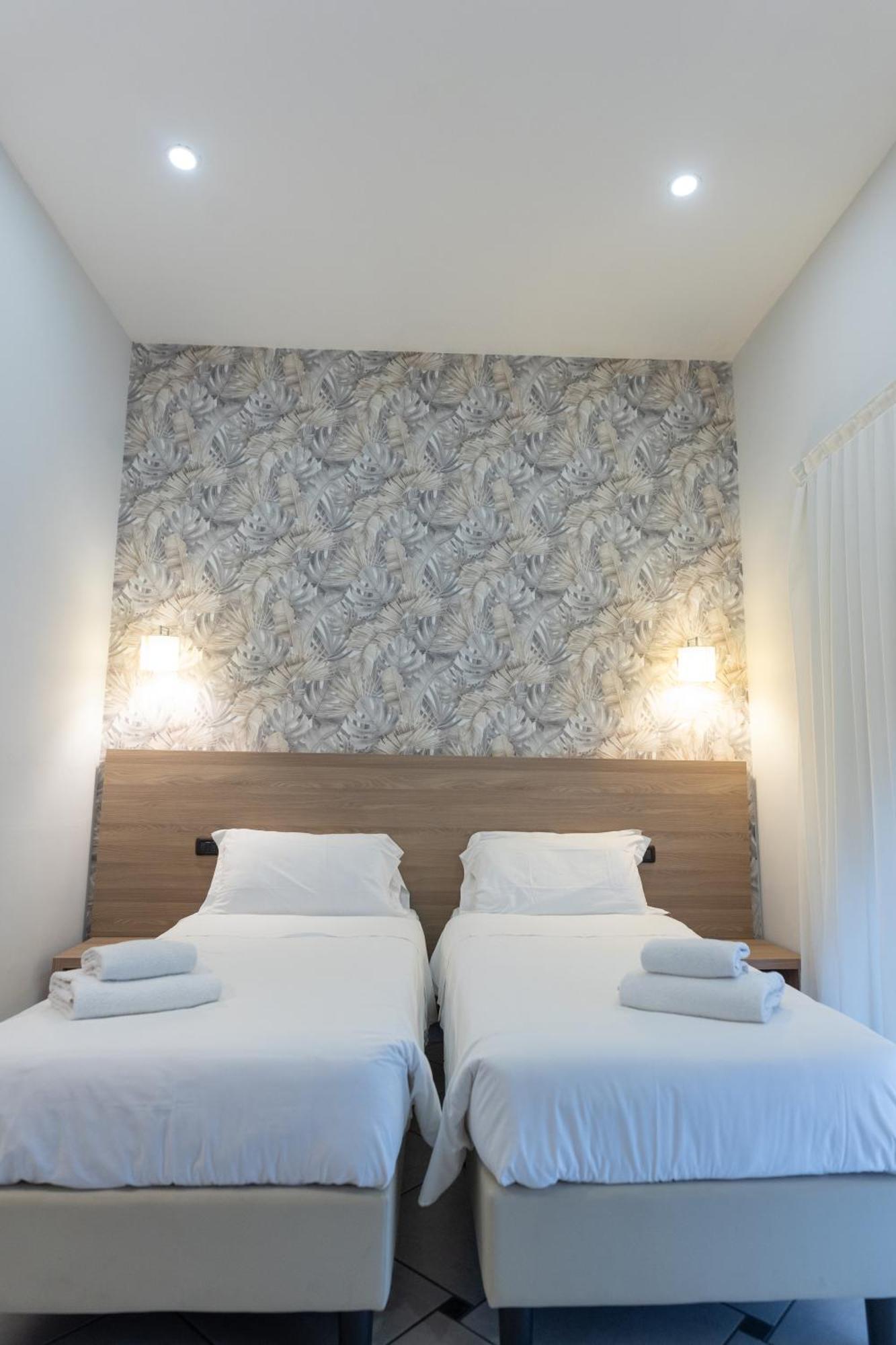 Garibaldi New Hotel Naples