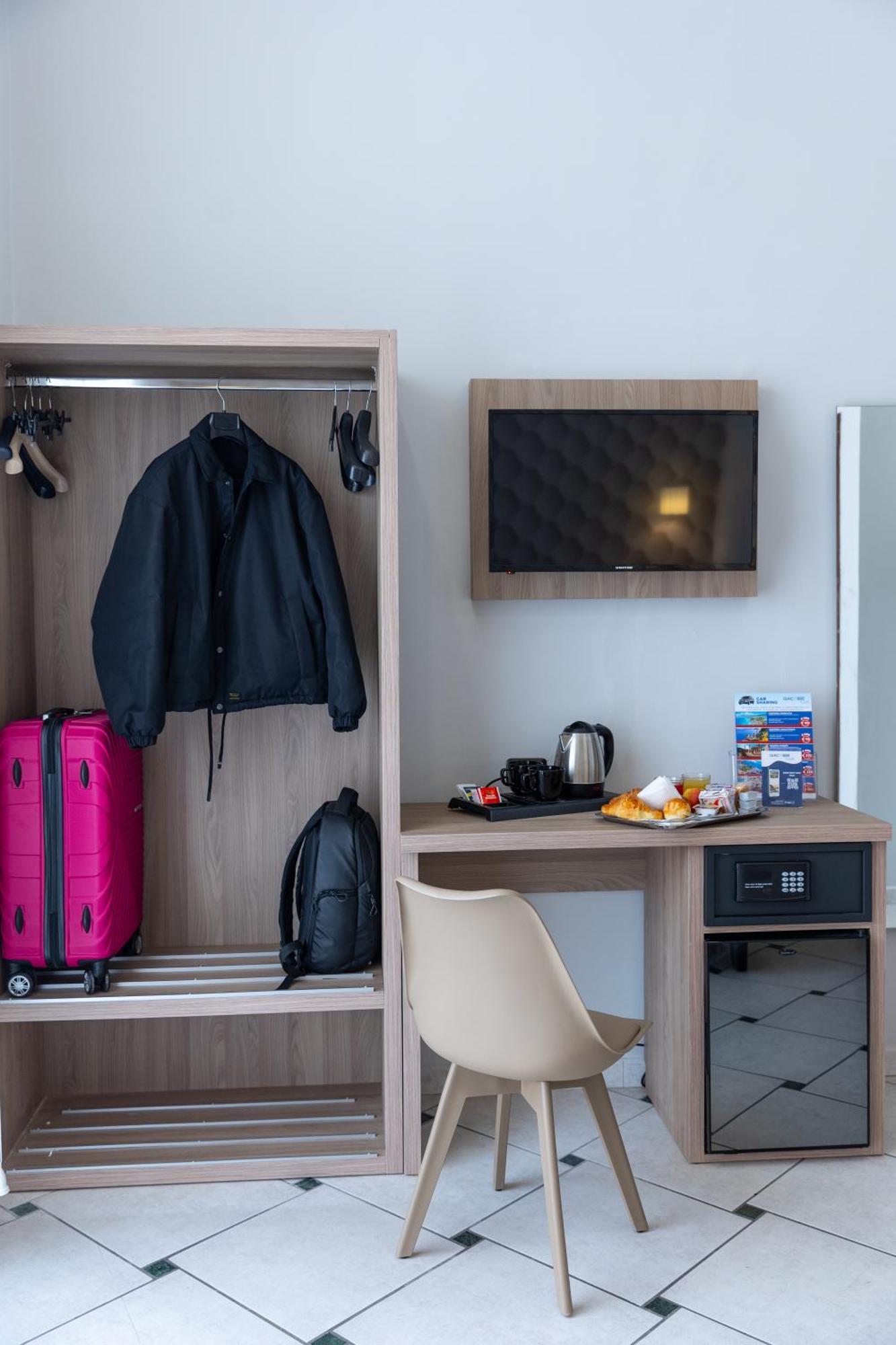 Hotel Garibaldi New 3*