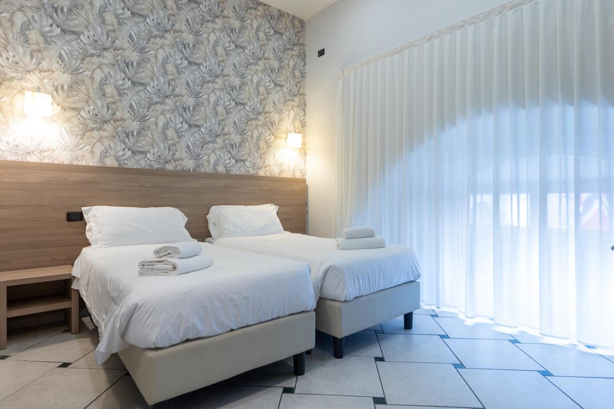 Garibaldi New Hotel