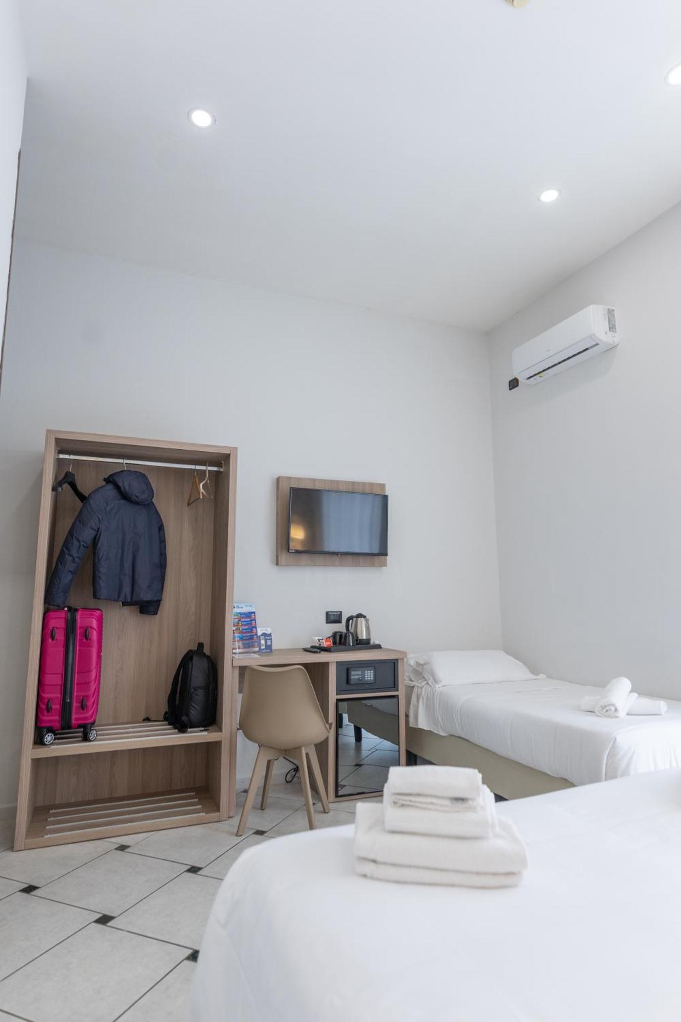 Hotel Garibaldi New 3*