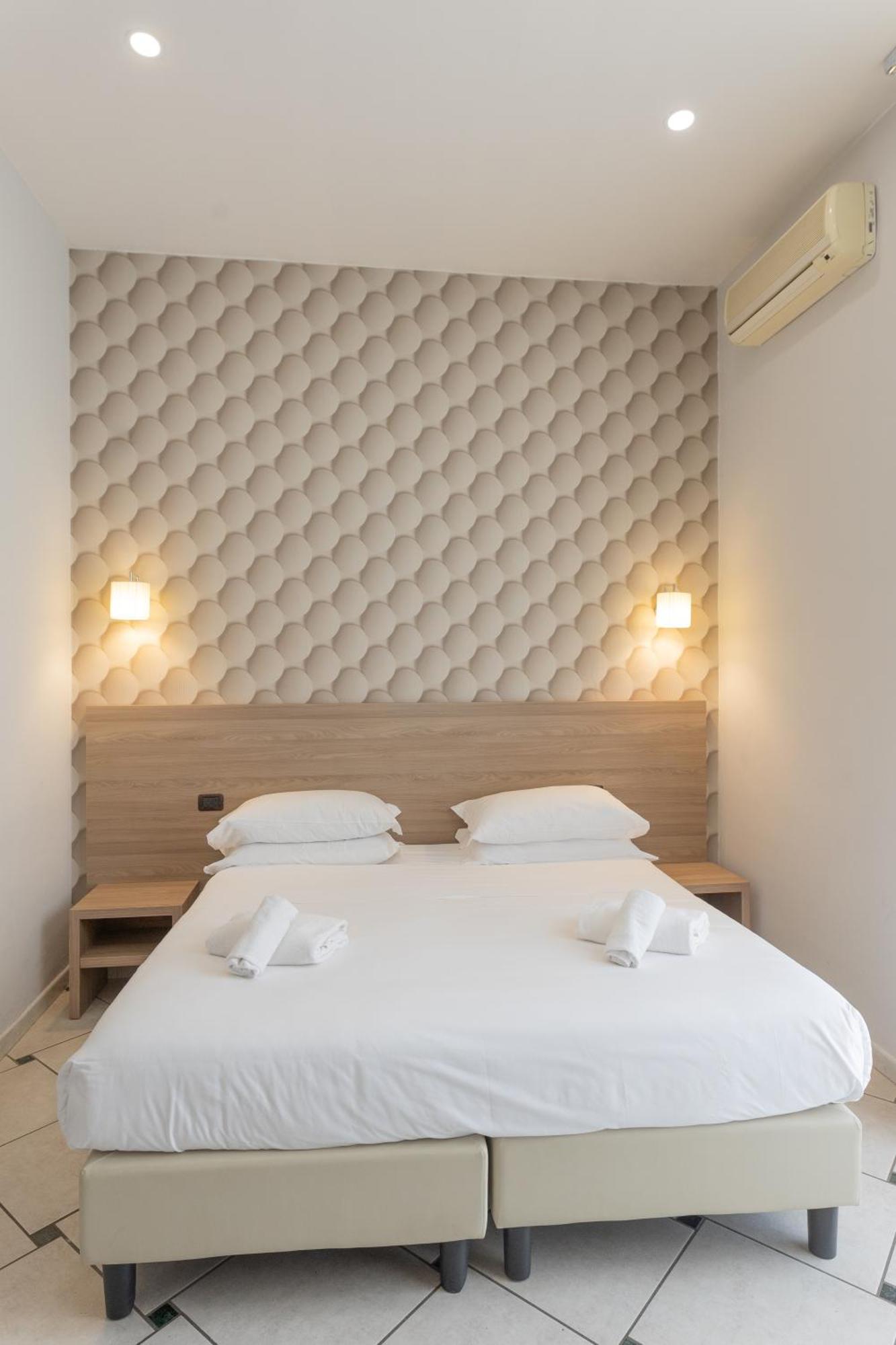 Hotel Garibaldi New 3*