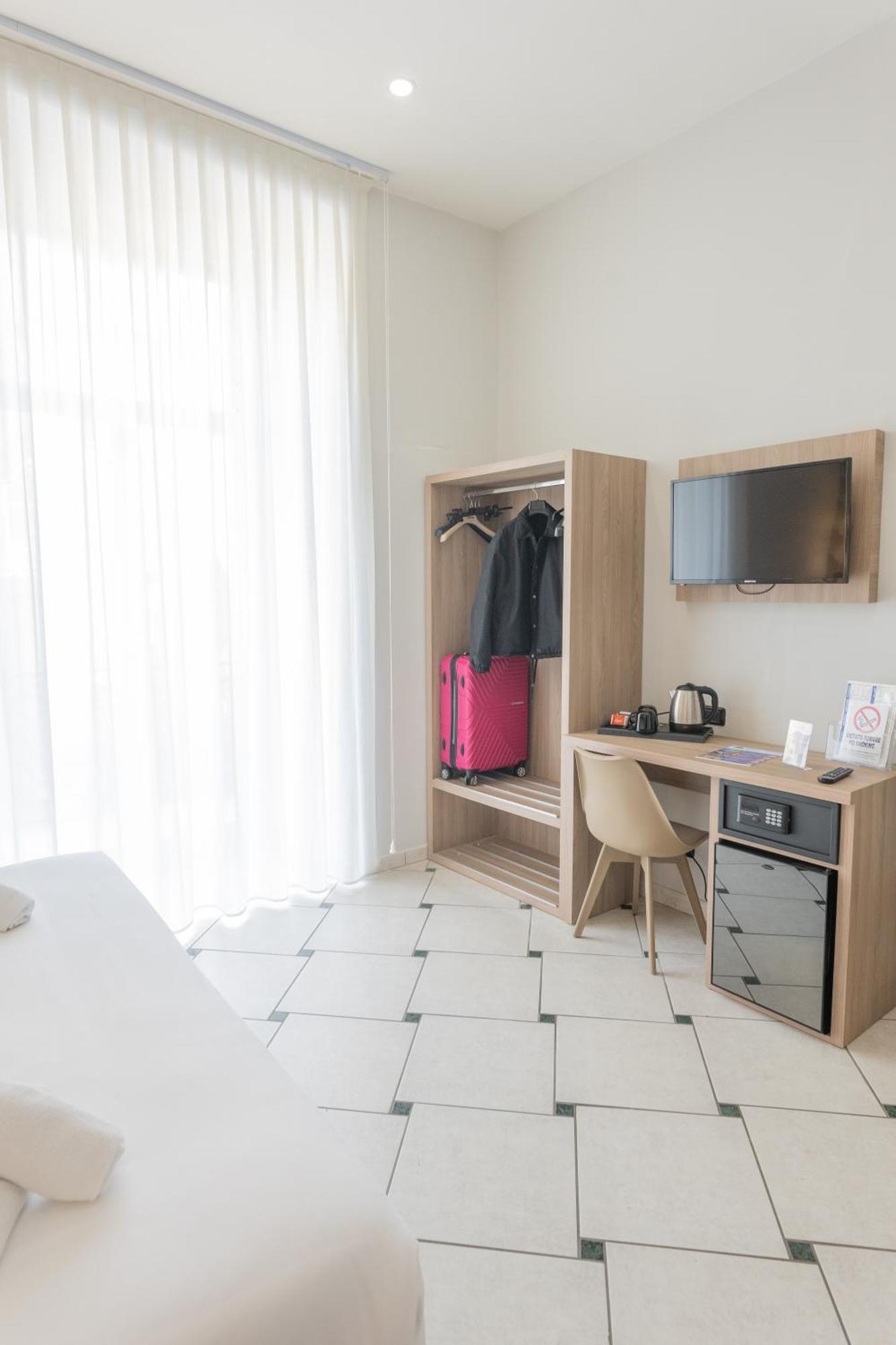Garibaldi New Hotel Naples